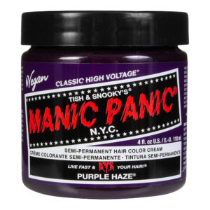 Purple Haze från Manic Panic, lila hårfärg som håller 25 tvättar. Finns på Frisörgrossen