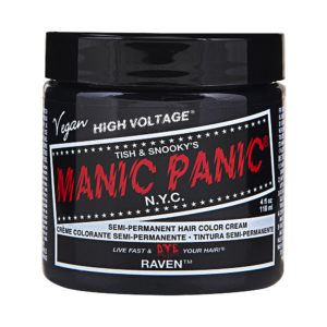 Raven classic från Manic Panic, svart hårfärg som håller 25 tvättar. Finns på Frisörgrossen