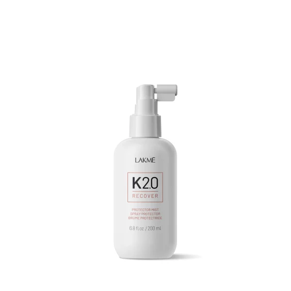 LAKMÉ K2.0 Protector Mist 200 ml in use